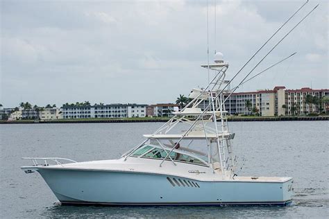 Boats Group does not guarantee the accuracy of conversion rates and rates may differ than those provided by financial institutions at the time of. . 36 albemarle for sale